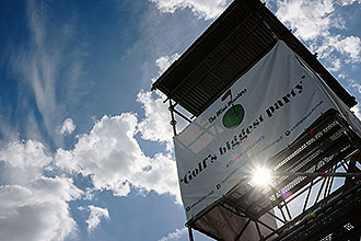 Commentary tower